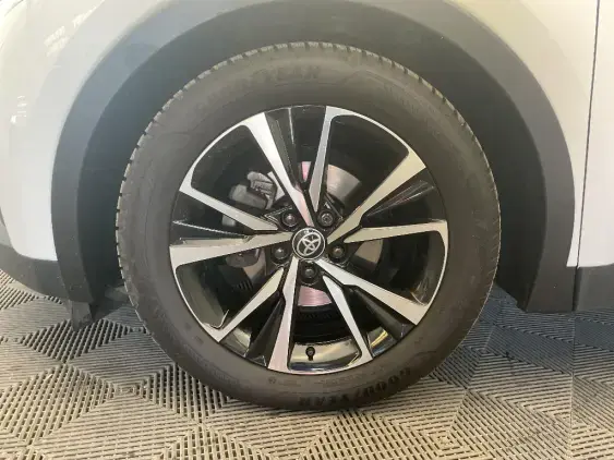 TOYOTA C-HR II - voiture d'occasion - Photo 23