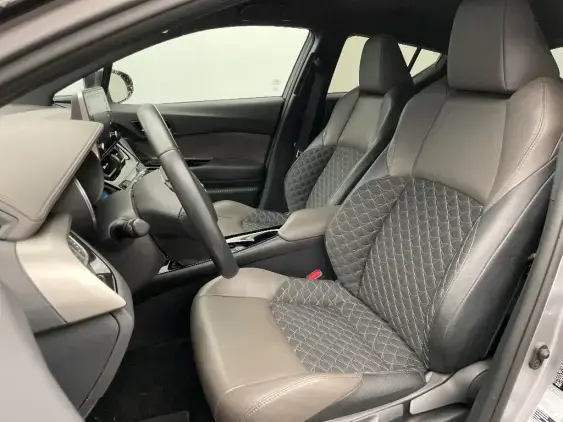 TOYOTA C-HR - voiture d'occasion - Photo 18