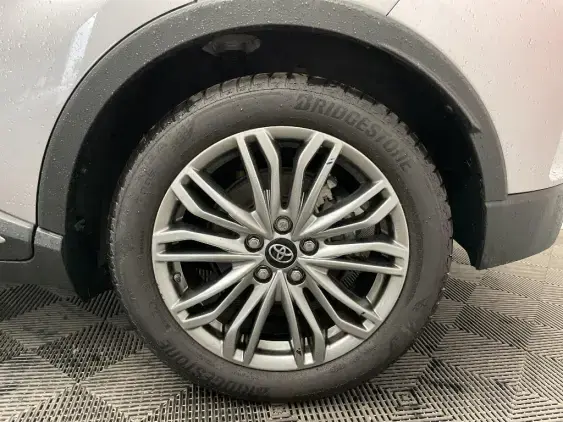 TOYOTA C-HR - voiture d'occasion - Photo 24