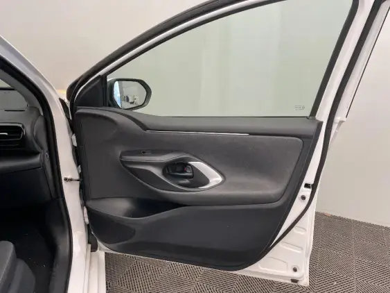TOYOTA YARIS IV - voiture d'occasion - Photo 20