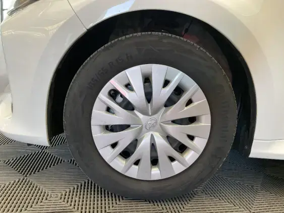 TOYOTA YARIS IV - voiture d'occasion - Photo 23