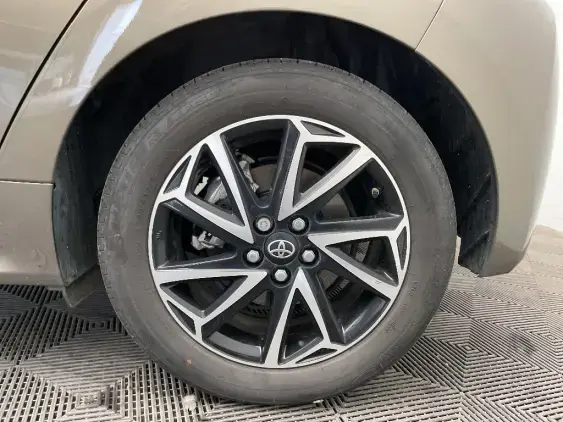 TOYOTA YARIS IV - voiture d'occasion - Photo 24