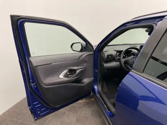 TOYOTA YARIS CROSS I - voiture d'occasion - Photo 19