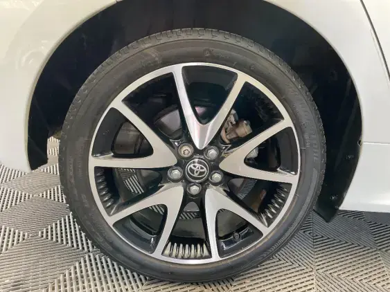 TOYOTA YARIS IV - voiture d'occasion - Photo 25