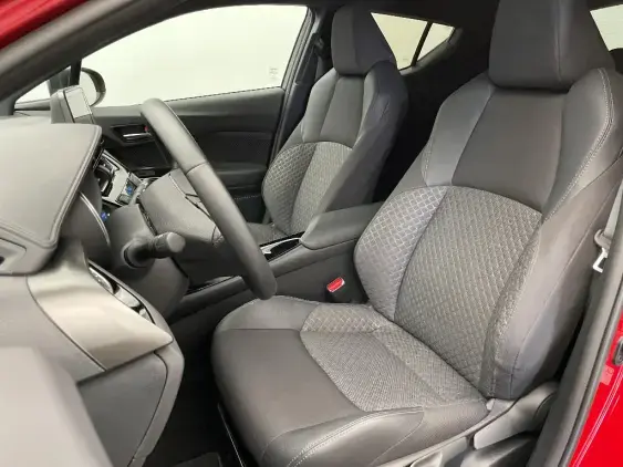 TOYOTA C-HR - voiture d'occasion - Photo 17