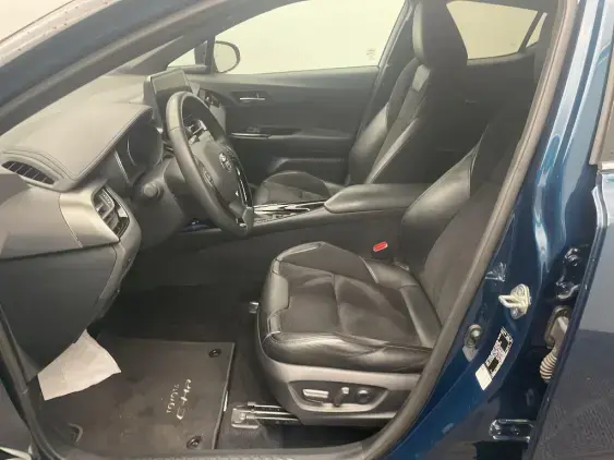 TOYOTA C-HR - voiture d'occasion - Photo 18