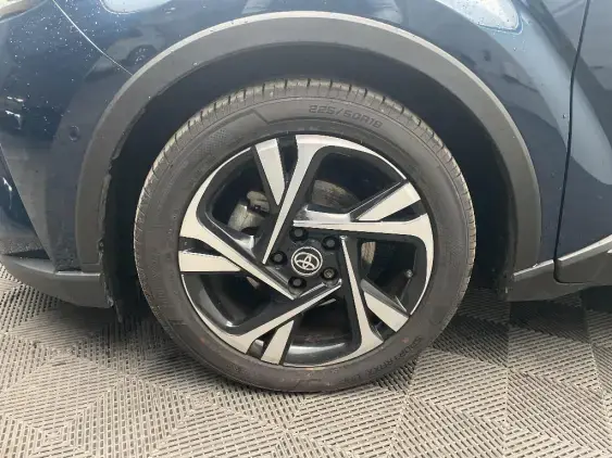 TOYOTA C-HR - voiture d'occasion - Photo 23