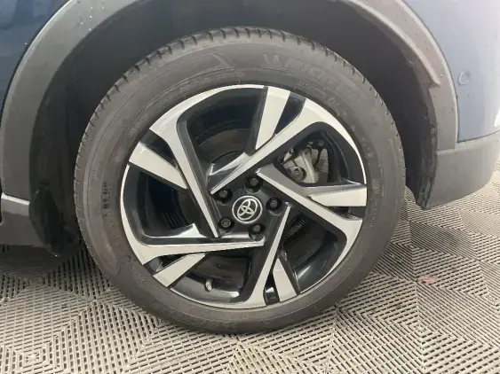 TOYOTA C-HR - voiture d'occasion - Photo 24
