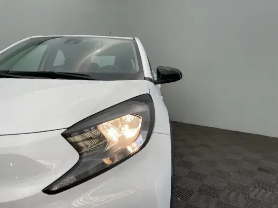 TOYOTA AYGO X - voiture d'occasion - Photo 22
