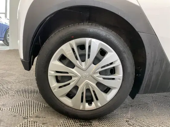 TOYOTA AYGO X - voiture d'occasion - Photo 25