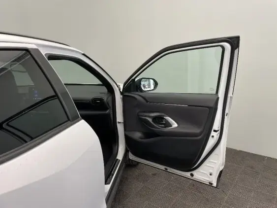 TOYOTA YARIS CROSS I - voiture d'occasion - Photo 19