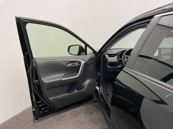 TOYOTA RAV4 V - voiture d'occasion - Photo 19