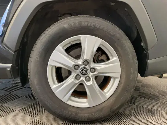 TOYOTA RAV4 V - voiture d'occasion - Photo 23