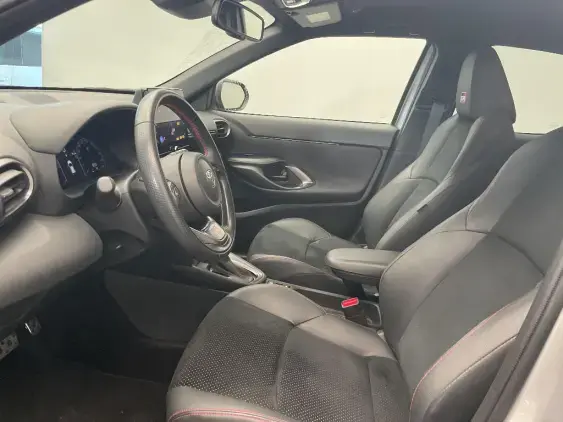 TOYOTA YARIS CROSS I - voiture d'occasion - Photo 18
