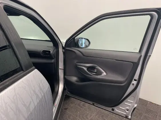 TOYOTA YARIS CROSS I - voiture d'occasion - Photo 20
