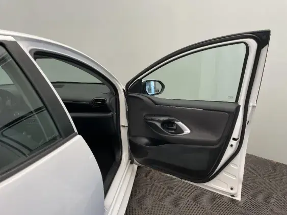 TOYOTA YARIS IV - voiture d'occasion - Photo 20