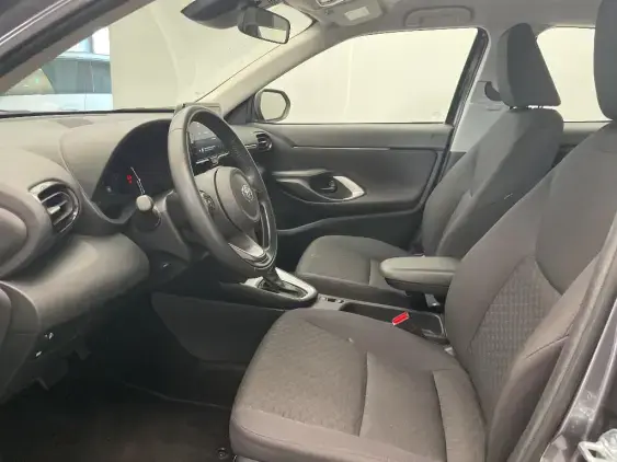 TOYOTA YARIS CROSS I - voiture d'occasion - Photo 18