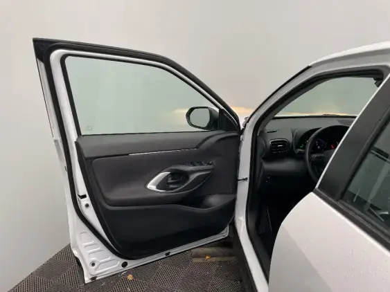 TOYOTA YARIS CROSS I - voiture d'occasion - Photo 19