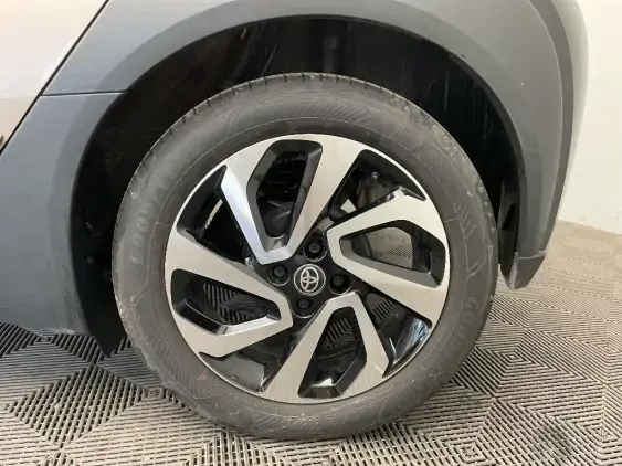TOYOTA AYGO X - voiture d'occasion - Photo 24
