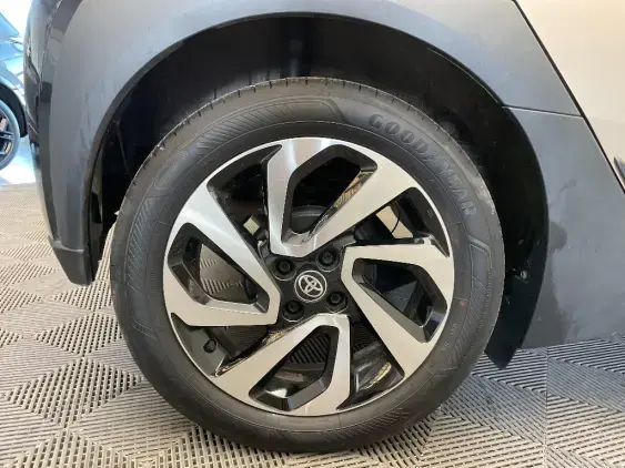 TOYOTA AYGO X - voiture d'occasion - Photo 25