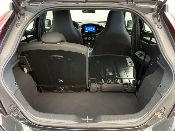 TOYOTA AYGO X - voiture d'occasion - Photo 16