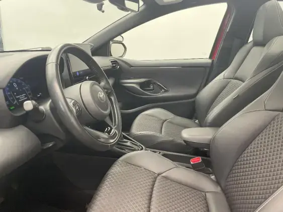 TOYOTA YARIS IV - voiture d'occasion - Photo 18