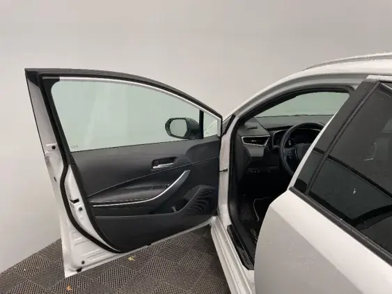 TOYOTA COROLLA TOURING SPT X - voiture d'occasion - Photo 19