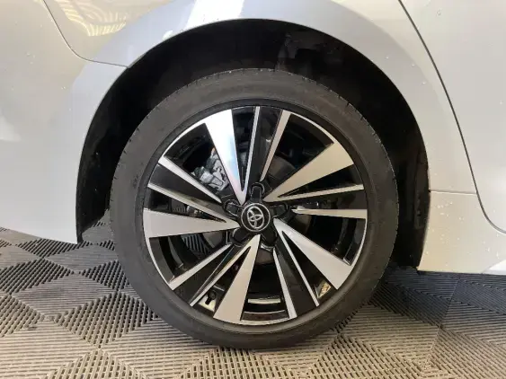 TOYOTA COROLLA TOURING SPT X - voiture d'occasion - Photo 25