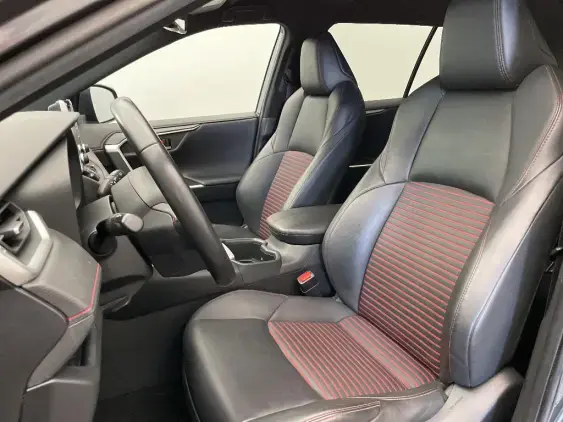 TOYOTA RAV4 V - voiture d'occasion - Photo 18