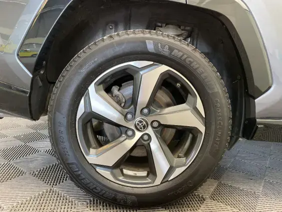 TOYOTA RAV4 V - voiture d'occasion - Photo 24