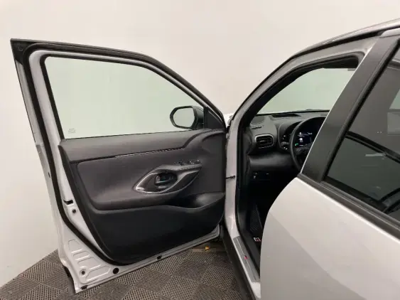TOYOTA YARIS CROSS I - voiture d'occasion - Photo 19