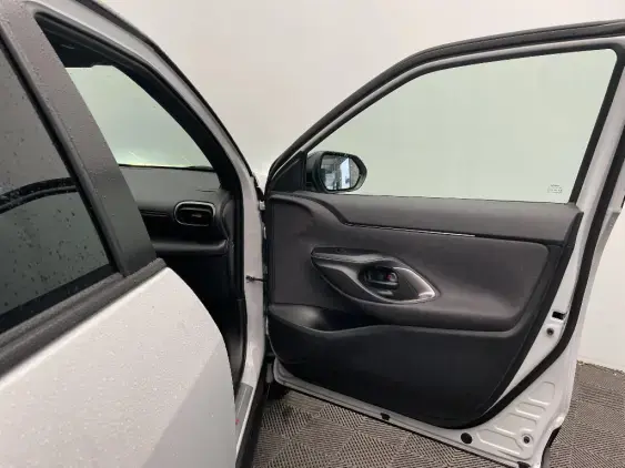TOYOTA YARIS CROSS I - voiture d'occasion - Photo 20