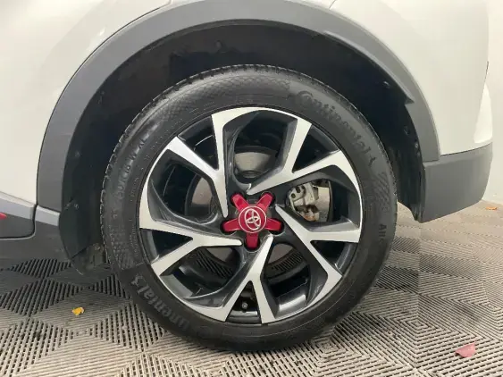 TOYOTA C-HR - voiture d'occasion - Photo 24