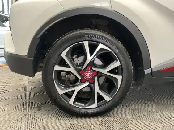 TOYOTA C-HR - voiture d'occasion - Photo 25