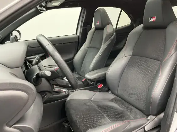 TOYOTA YARIS CROSS I - voiture d'occasion - Photo 18
