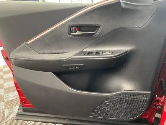 TOYOTA C-HR II - voiture d'occasion - Photo 19