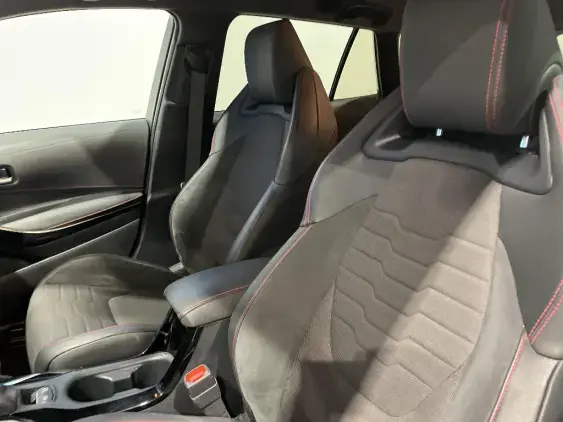 TOYOTA COROLLA TOURING SPT X - voiture d'occasion - Photo 18