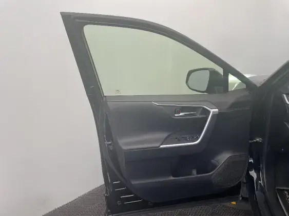 TOYOTA RAV4 V - voiture d'occasion - Photo 19