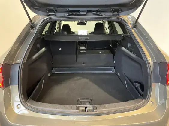 TOYOTA COROLLA TOURING SPT X - voiture d'occasion - Photo 16