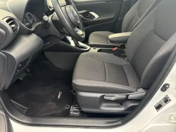 TOYOTA YARIS IV - voiture d'occasion - Photo 18