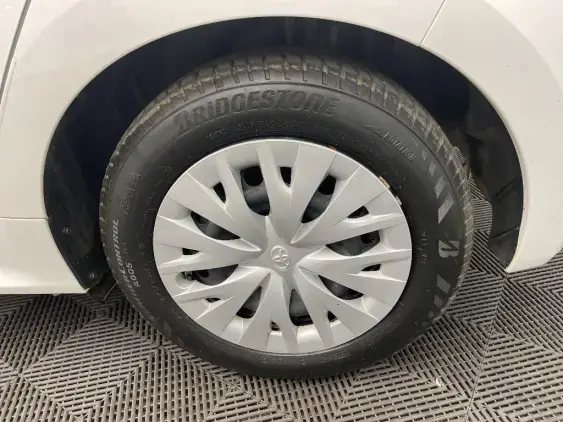 TOYOTA YARIS IV - voiture d'occasion - Photo 24