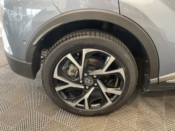 TOYOTA C-HR - voiture d'occasion - Photo 25