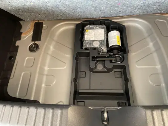 TOYOTA AYGO X - voiture d'occasion - Photo 16