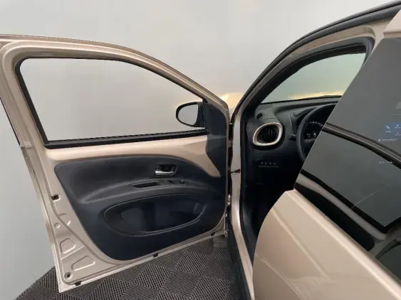 TOYOTA AYGO X - voiture d'occasion - Photo 18