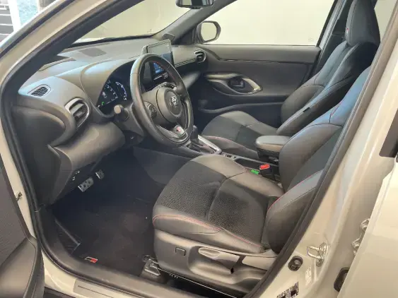 TOYOTA YARIS CROSS I - voiture d'occasion - Photo 18