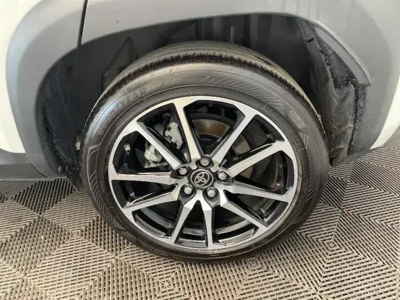 TOYOTA YARIS CROSS I - voiture d'occasion - Photo 24