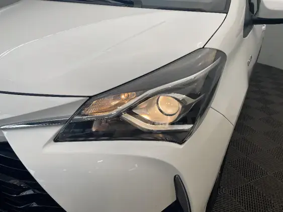 TOYOTA YARIS III - voiture d'occasion - Photo 22