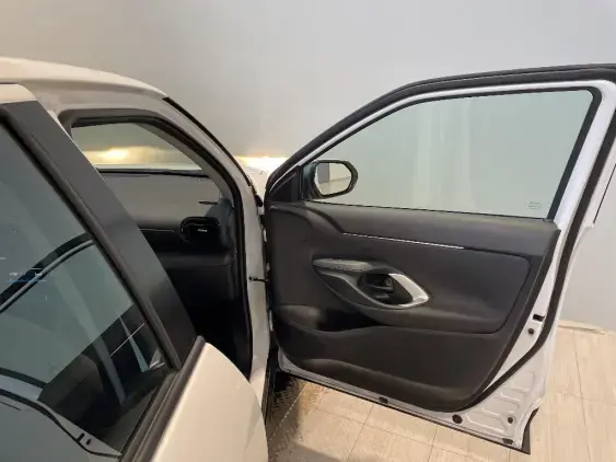 TOYOTA YARIS CROSS I - voiture d'occasion - Photo 20