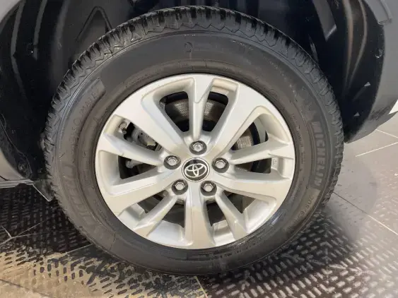 TOYOTA YARIS CROSS I - voiture d'occasion - Photo 24