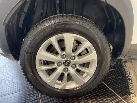 TOYOTA YARIS CROSS I - voiture d'occasion - Photo 25